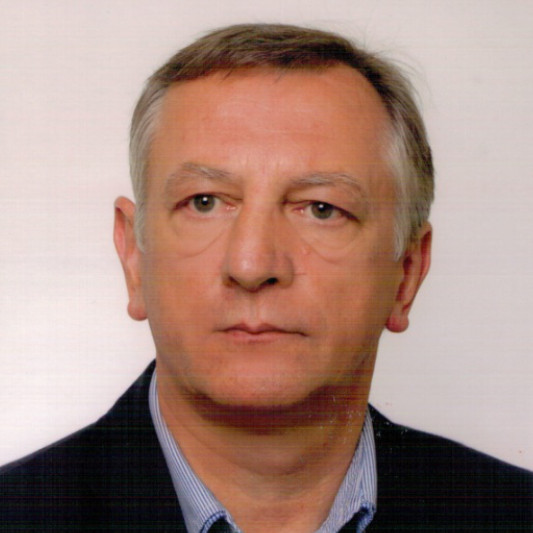 Maciej Szostak